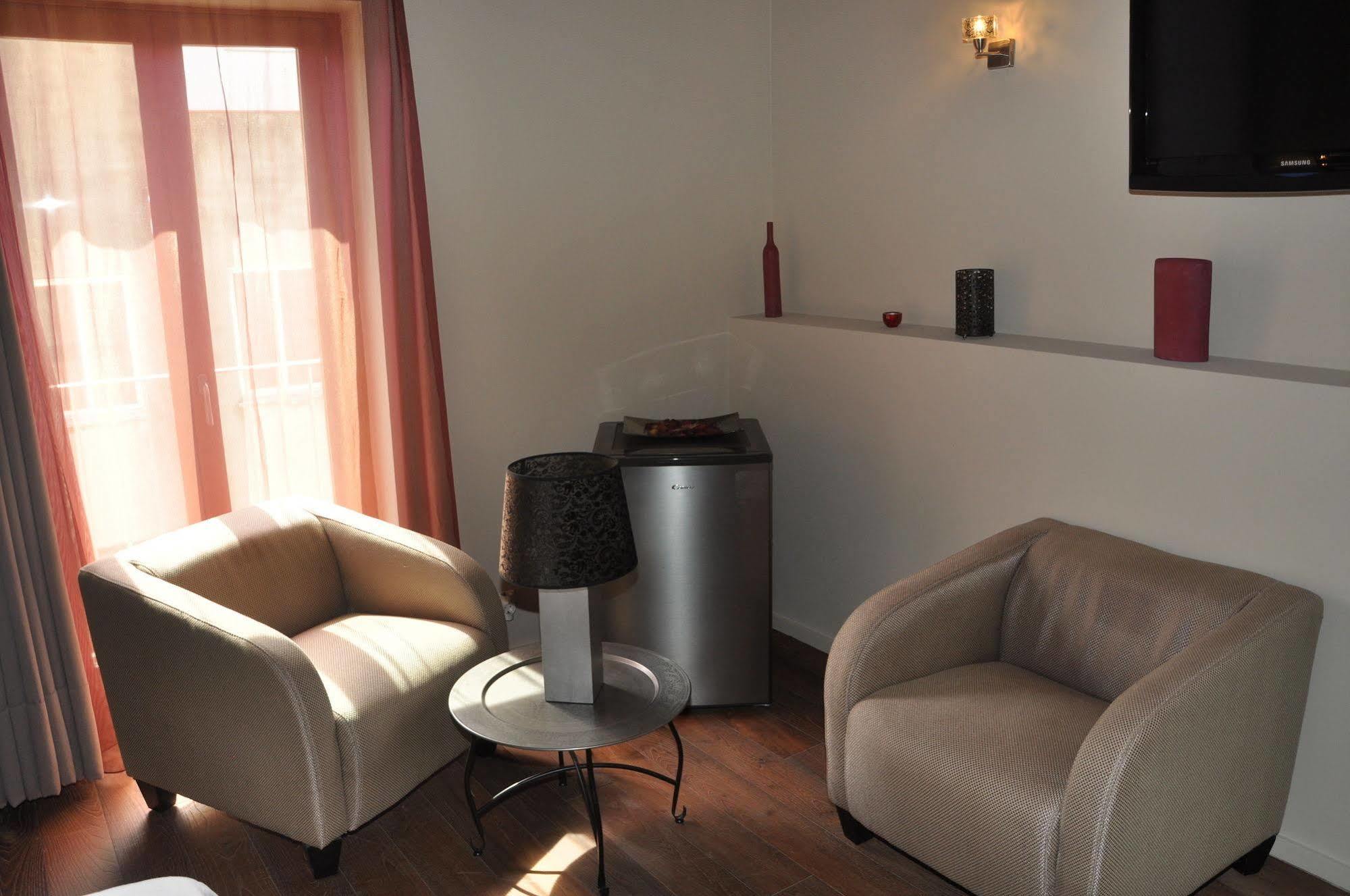 Hostal De Cabrit 산트 마테우 외부 사진